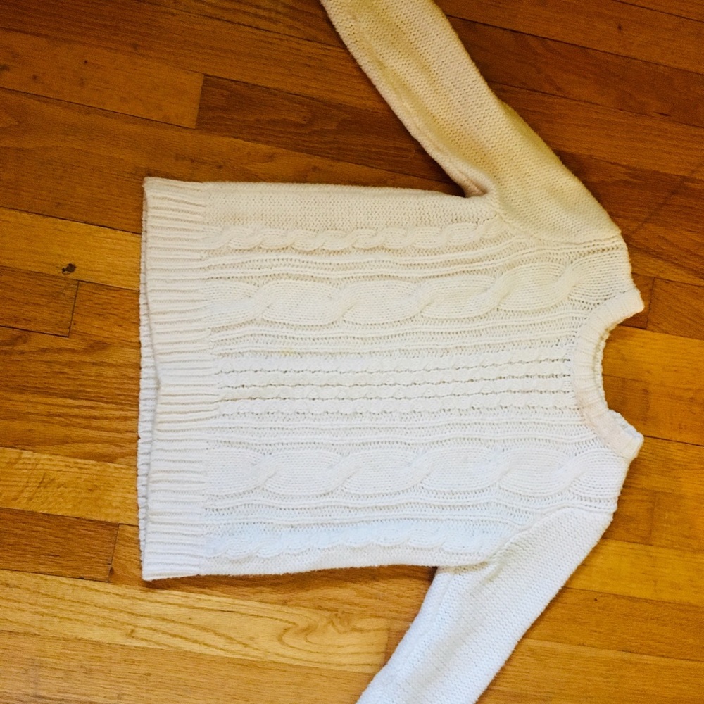 Abercrombie kids size medium pullover sweater